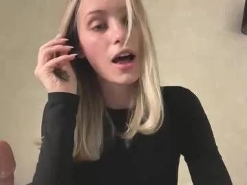 fflloowweerr on Chaturbate 