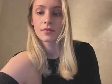 fflloowweerr on Chaturbate 