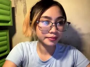 genesistresvant on Chaturbate