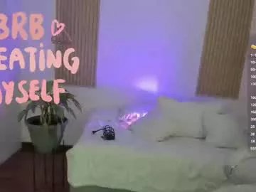 Freechat ginnywett on Chaturbate