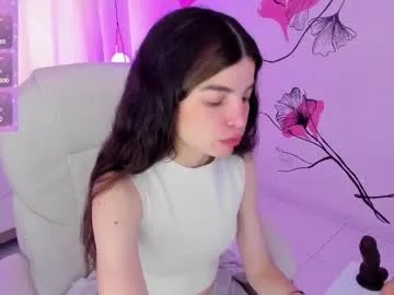 Freechat ginnywett on Chaturbate