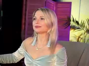 Freechat gloria_lovely on Chaturbate