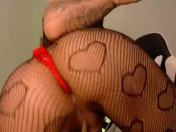 Freechat goddess_ariluz on Chaturbate