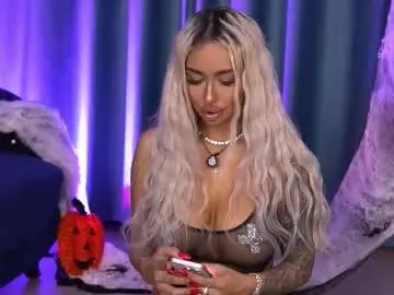 goldenamberx on Chaturbate