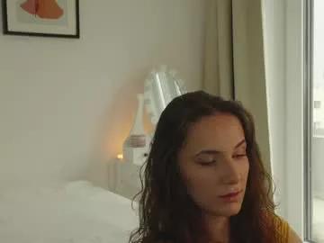 Freechat hell_lo on Chaturbate