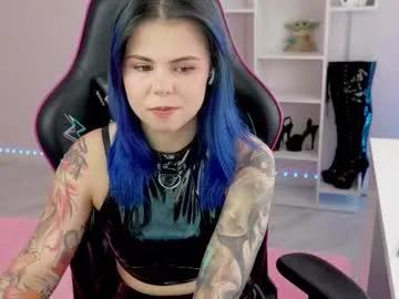 Freechat hellokittyalice on Chaturbate