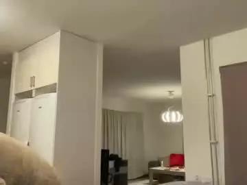 Freechat hichemlacoste333 on Chaturbate