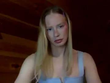 hottransgirlie on Chaturbate 