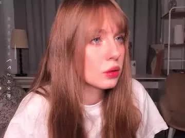 icyhoneybite — Goal: Squeeze boobs + pinch the nipples #bigboobs #18 #bigass #young #lovense [77 tokens remaining]