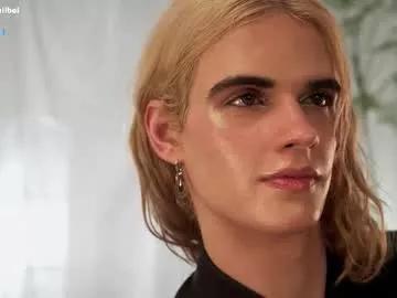 imkawaiiboi on Chaturbate