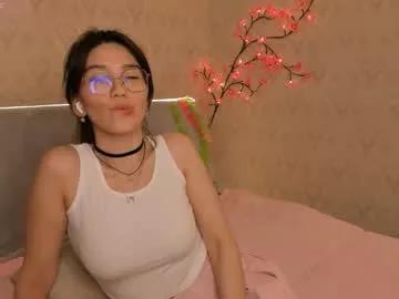Freechat iris_on_cam on Chaturbate