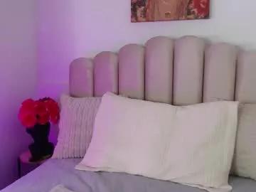 isa_bigass on Chaturbate