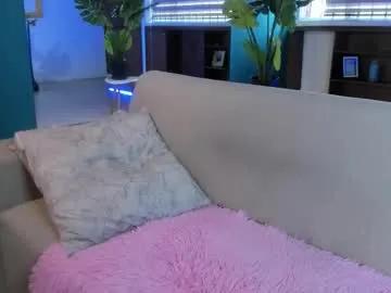 Freechat isabellaajoness on Chaturbate