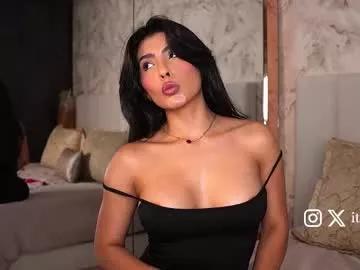 Freechat itsdarly on Chaturbate