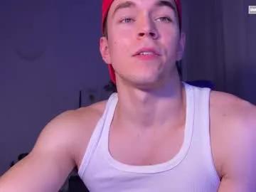 johnnnyhorny — GOAL: take off my T-shirt  [427 tokens remaining]  #muscle #flex #gay #ass #young