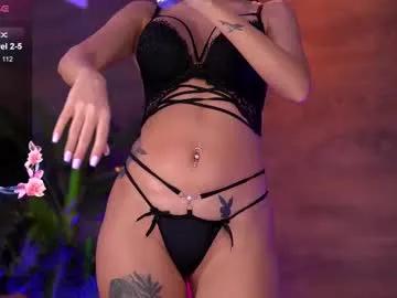 Freechat kairaandrews on Chaturbate