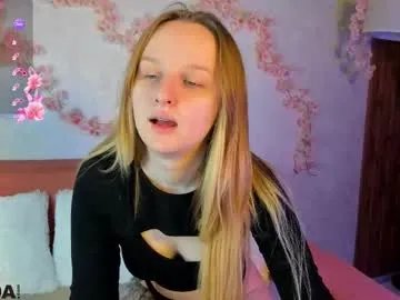 Freechat katrina_bail on Chaturbate