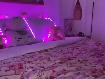 Freechat keirasworld on Chaturbate