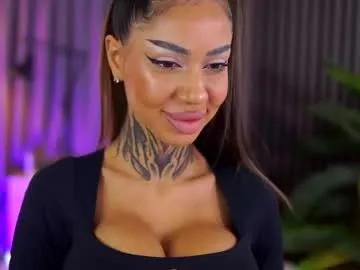 Freechat kiara_moreno on Chaturbate