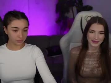 Freechat kira0541 on Chaturbate