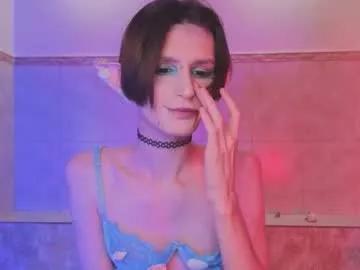 Freechat kira_long on Chaturbate