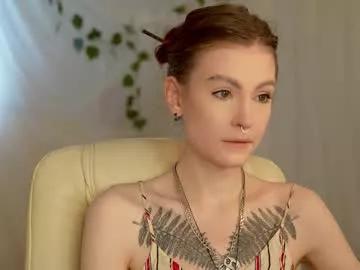 Freechat kiraninetails on Chaturbate
