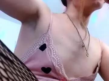 Freechat laceyphoenix1 on Chaturbate