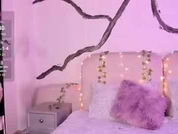 Freechat ladysweetts on Chaturbate