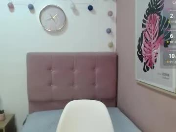 lanna_mills — Play pussy whit my fingers [33 tokens left] play whit a dildo free in premium pvt  #daddy #anal #nature #c2c #lovense