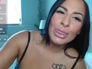 Freechat layla_uk_ on Chaturbate
