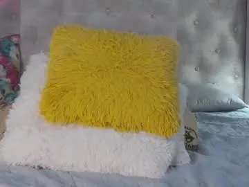 leah_brooks on Chaturbate