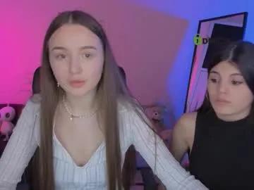 Freechat leslie_bird on Chaturbate