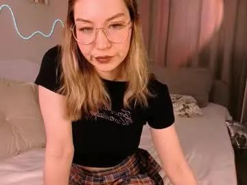 Freechat lilosims on Chaturbate