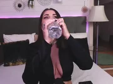 Freechat linareese on Chaturbate