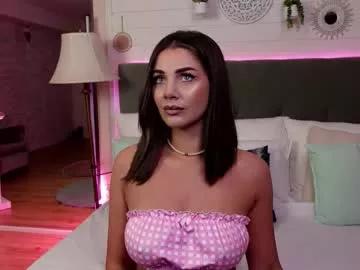 Freechat linareese on Chaturbate