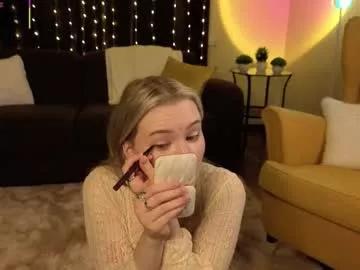 Freechat lorettacarnley on Chaturbate