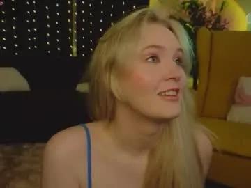 Freechat lorettacarnley on Chaturbate