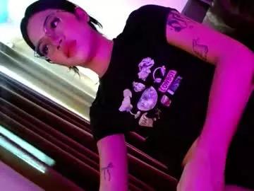 love_seren — ALONE AND HORNY? CUM WITH ME!!!! #asian #bigcock #petite #cum #daddysgirl [701 tokens remaining]