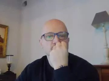 lrda49 on Chaturbate