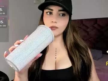 Freechat lucia_star_ on Chaturbate