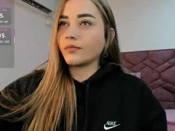 Freechat lucia_star_ on Chaturbate