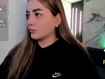 Freechat lucia_star_ on Chaturbate