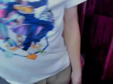 luke_sweet — GOAL: funny dance fot ur music) [254 tokens remaining] welcome guys ^^ #skinny #young #feet #twink #18
