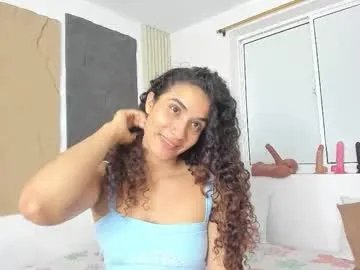 marian_rios — !!! '     #latina #teen #slim #smalltits #lovense [777 tokens remaining]