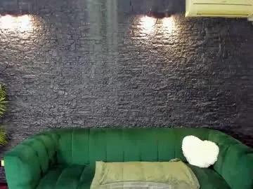 Freechat megaboobsdee on Chaturbate