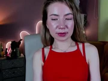 mia_luxx92 on Chaturbate