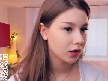 Freechat minditrelles on Chaturbate