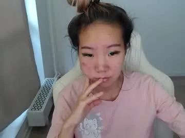 Freechat mira_g on Chaturbate