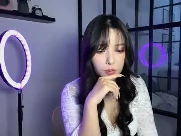 Freechat mirafloat on Chaturbate