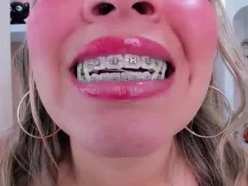 Freechat miss_lucyla on Chaturbate